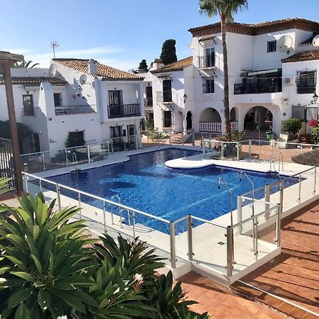 Willa Nueva Nerja Pueblo Andaluz Casa Grafton Zewnętrze zdjęcie