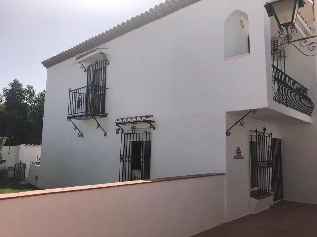 Willa Nueva Nerja Pueblo Andaluz Casa Grafton Zewnętrze zdjęcie