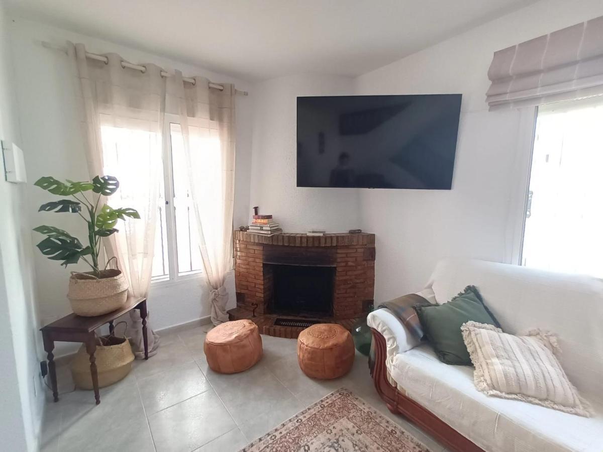 Willa Nueva Nerja Pueblo Andaluz Casa Grafton Zewnętrze zdjęcie